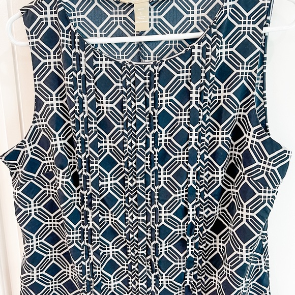 Banana Republic Navy and White Geometric Tank Top Size Large - Picture 4 of 7